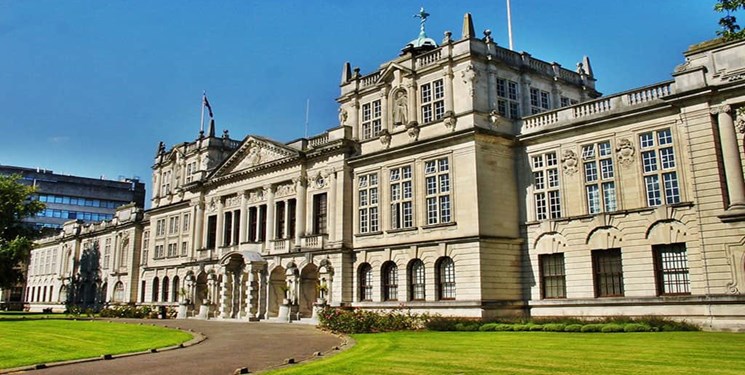 دانشگاه کاردیف به‌عنوان یکی از سه دانشگاه برتر در زمینه تأثیر آثار پژوهشی معرفی شده و در این میان رشته‌های مهندسی عمران و شهرسازی موفق به کسب عنوان نخست در انگلیس شده‌اند.